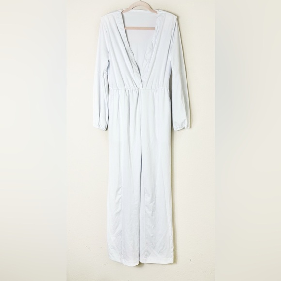 White Wide Leg Jumpsuit with Elastic Sleeve and with optional belt size XL - Picture 13 of 15